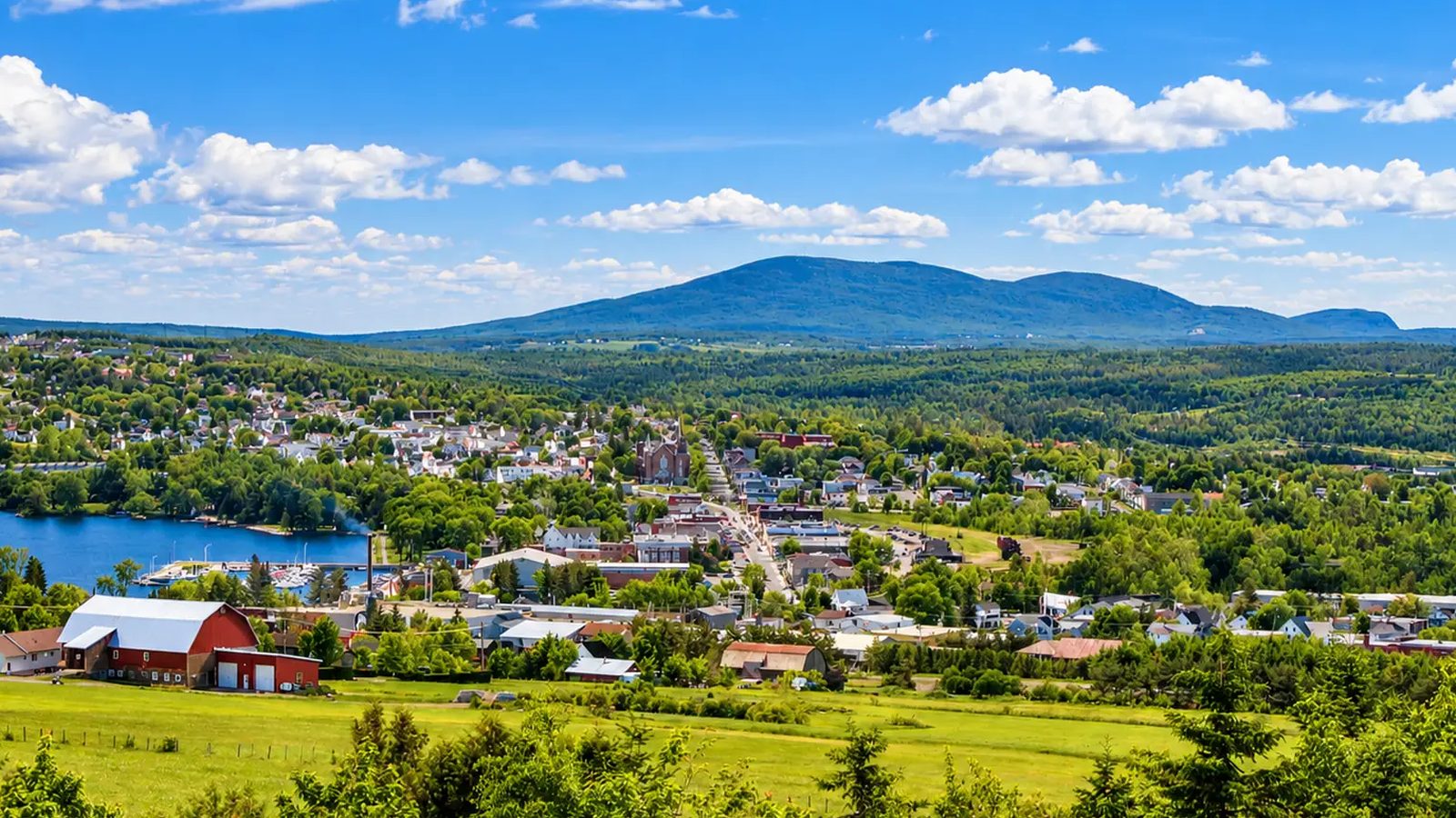 Lac-Mégantic en images : un coin de la ville (Estrie)