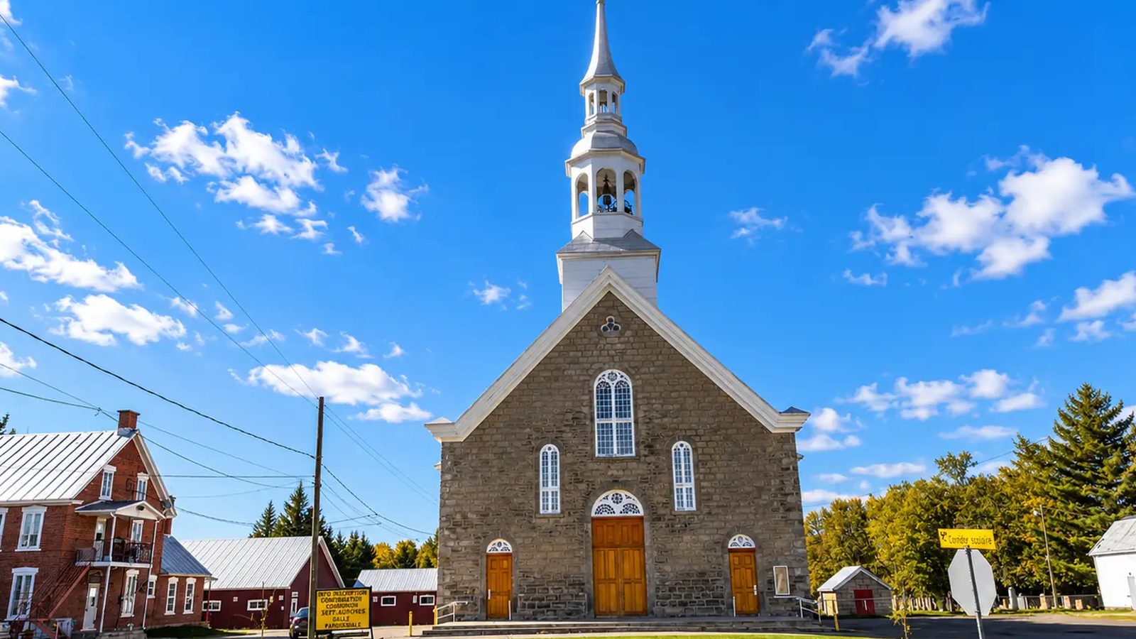 Sainte-Sophie en images : un coin de la ville (Laurentides)